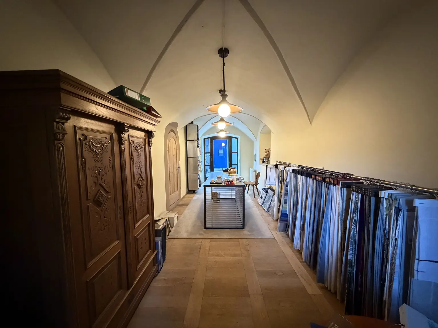 Ausstellraum EG 2.jpg