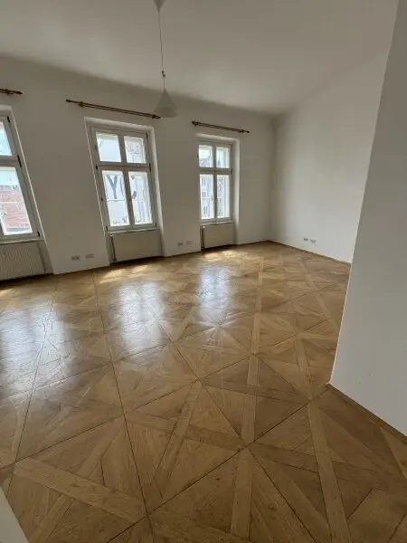 Mietwohnung ca. 178m2 in Top-Lage in Graz! ***Für Wohngemeinschaften bestens geeignet***