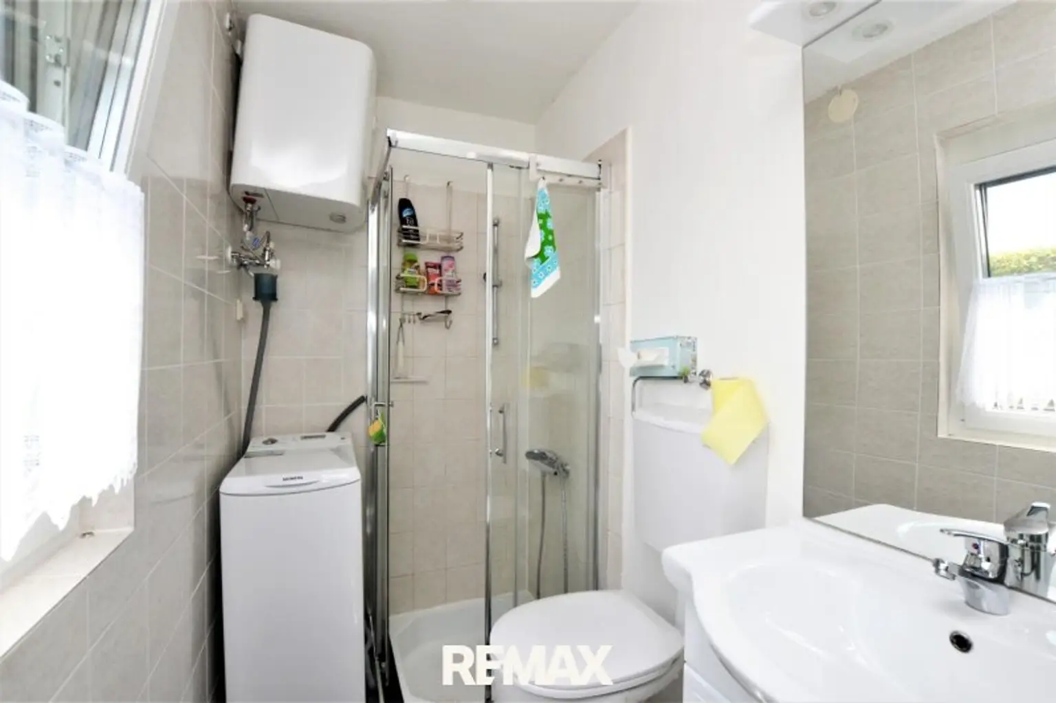 Badezimmer 1