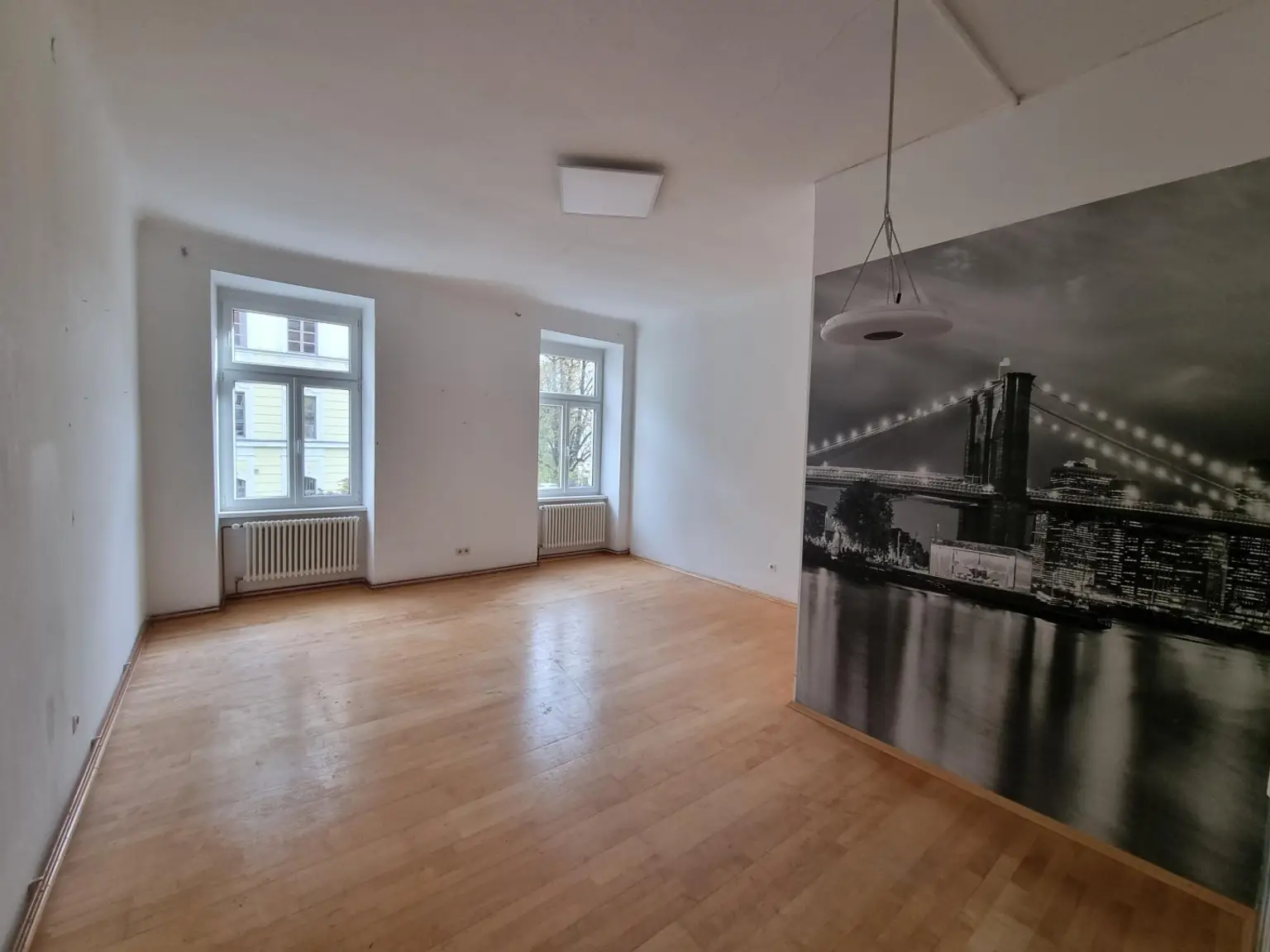 PROVISIONSFREI FÜR KÄUFER! 3-Zimmer-Altbauwohnung in St.Leonhard nahe den Ursulinen!