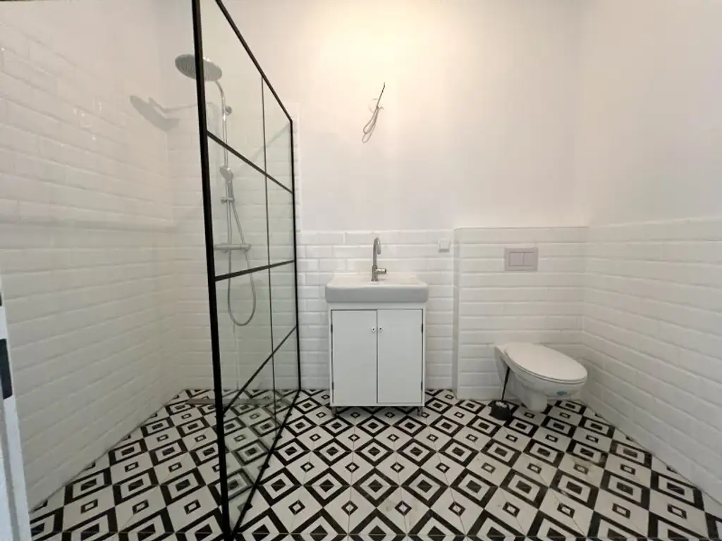 Top-Lage: 69m² Altbau-Wohnung, 2 Zimmer für 400.000 €