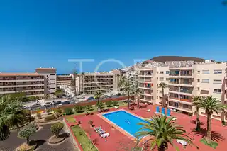 Apartament-Los-Cristianos-Swimmingpool-Tenerife-2