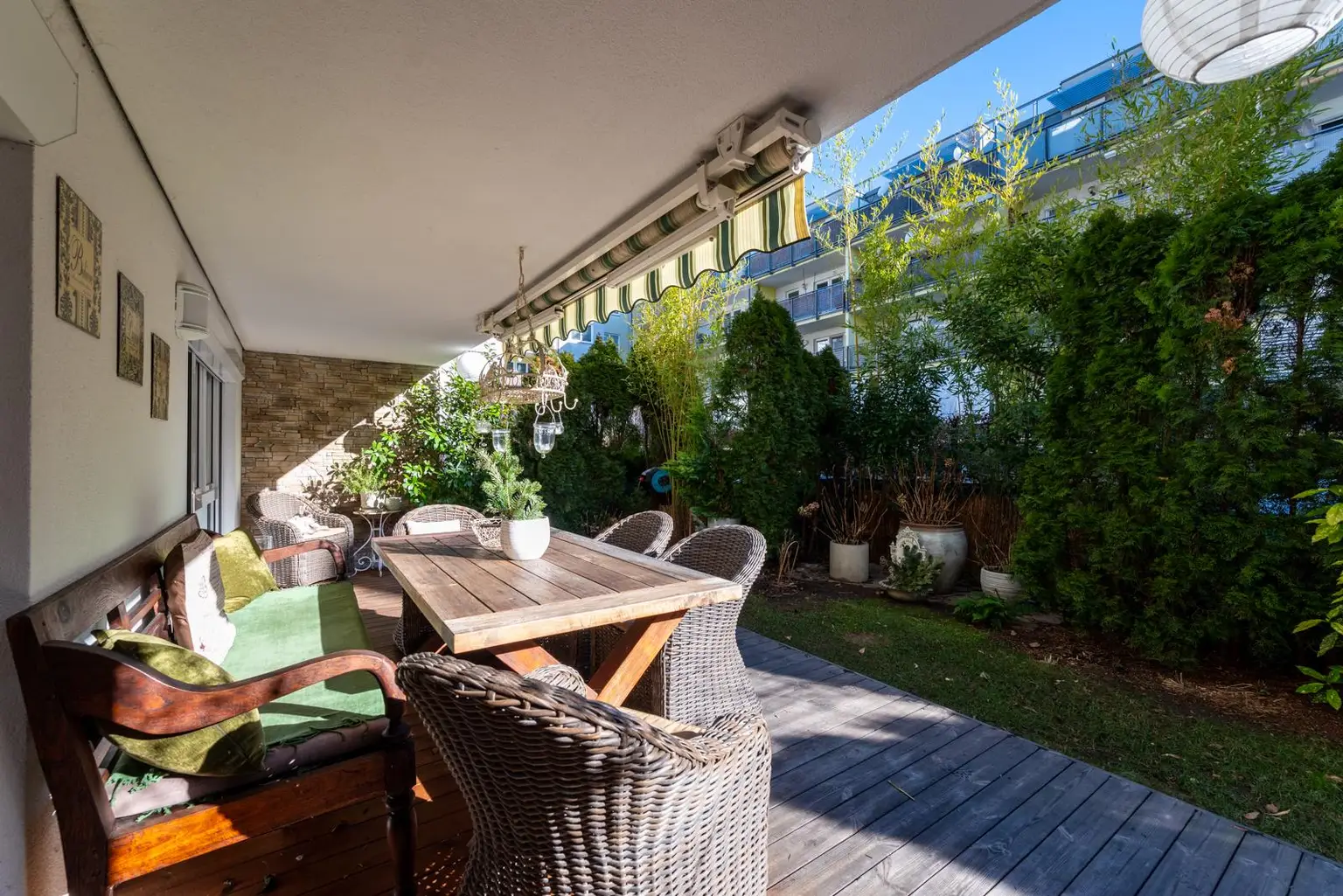 "Unglaubliches Garten Paradies und ruhe Oase"