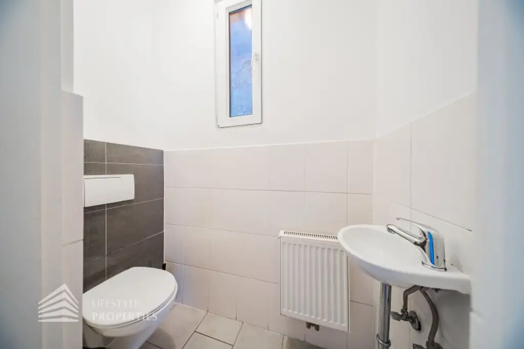 Helle, möblierte 2-Zimmer Wohnung, Nähe Kaiser-Franz-Josel Spital