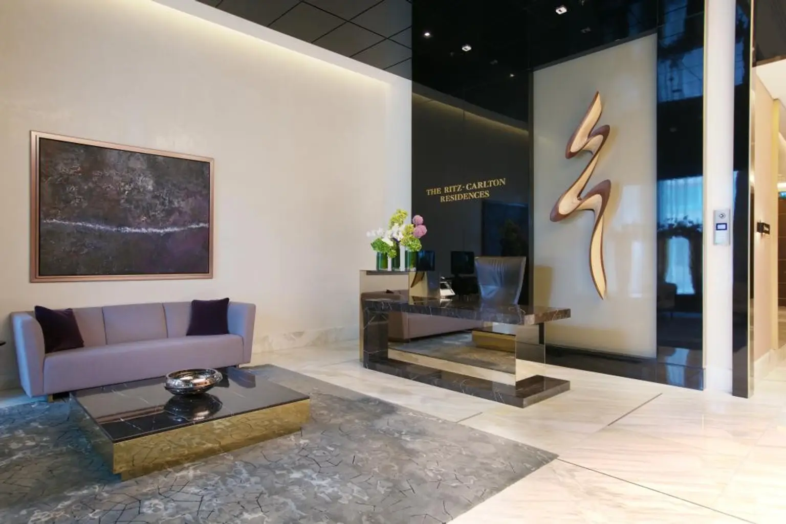 Lobby area_entrance
