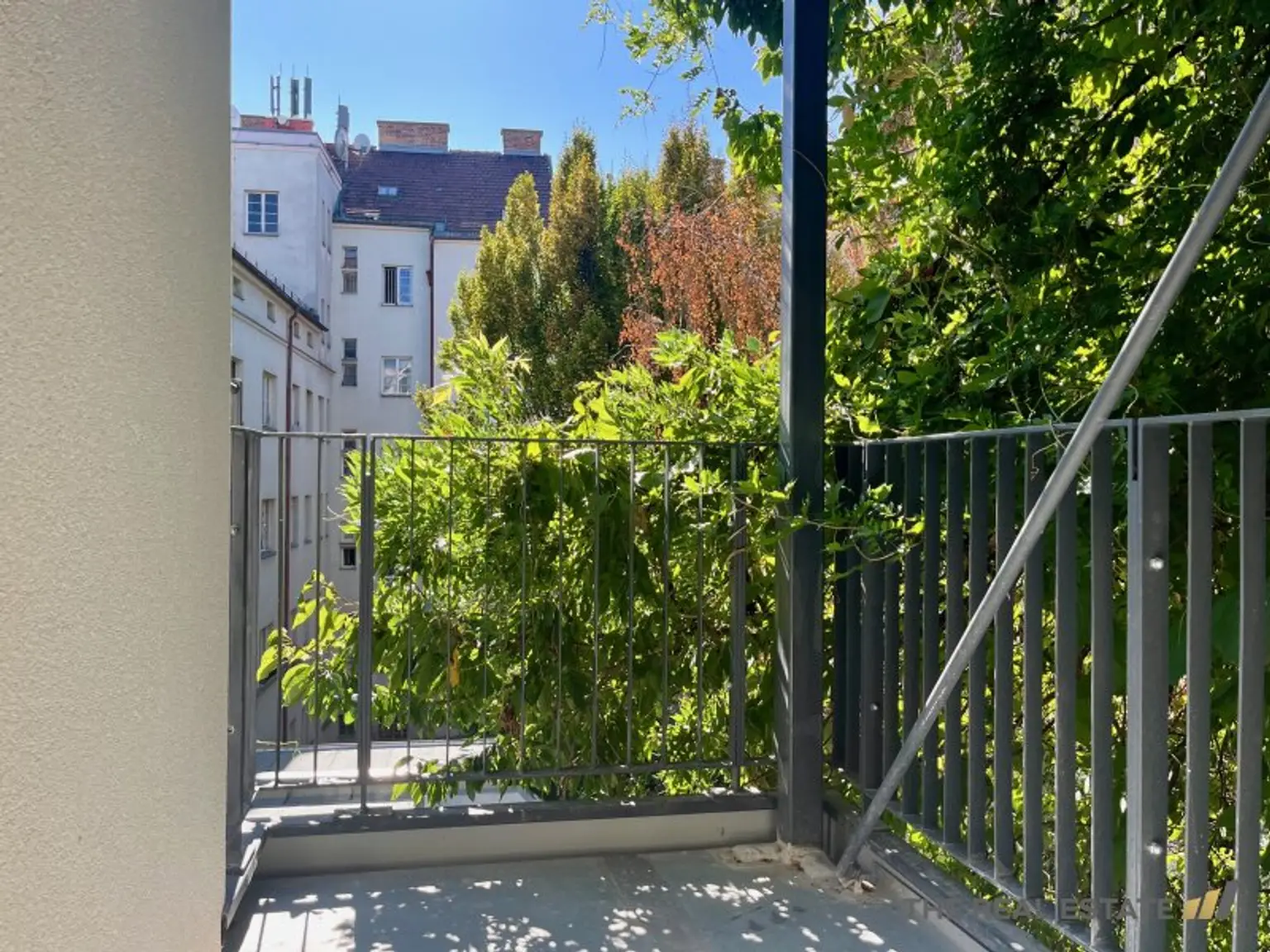 „PARK LIFE“ – Stilvoll wohnen im generalsanierten Altbau im 18. Bezirk