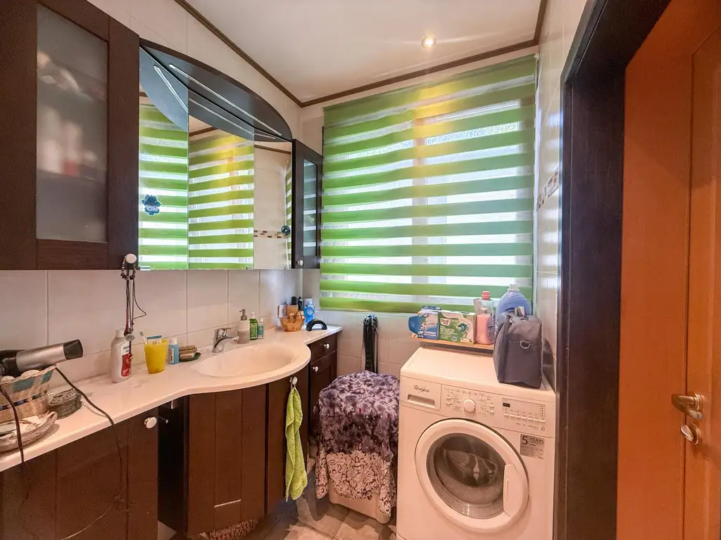 *** kleines gemütliches, möbliertes Häuschen mit Gartenparadies in der Waldrandsiedlung, mit Photovoltaik, Brunnen, Sauna, Garage, Carport,….. ***