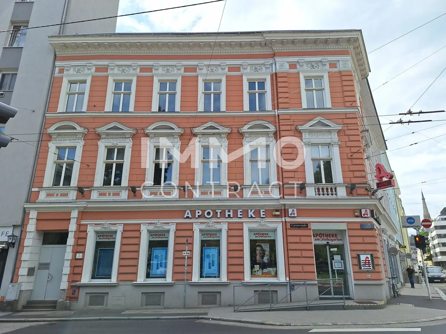 Repräsentatives Büro mit Blick auf den Volksgarten