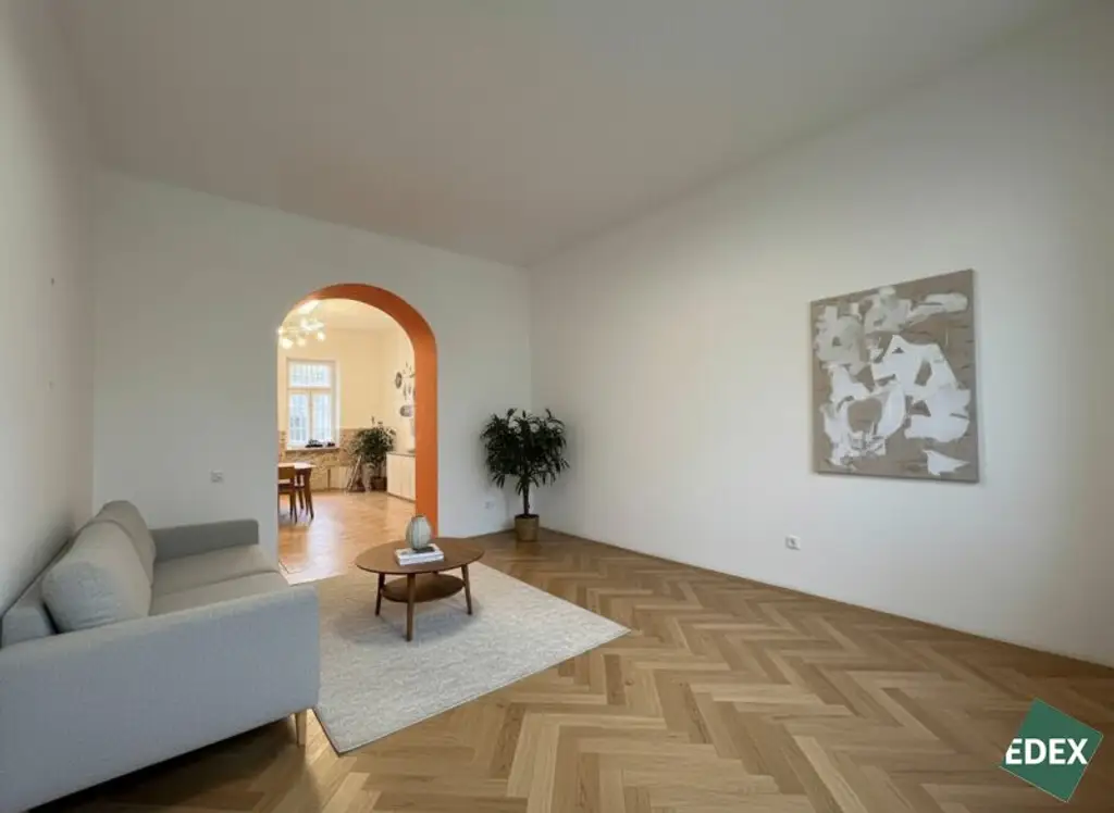 Wohnung mit Potential: Sanierungsbedürftige 3-Zimmer Wohnung in zentraler Lage