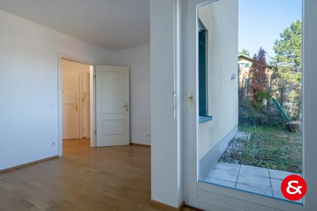 UNBEFRISTETE Gartenwohnung mit Garage in Grünruhelage!