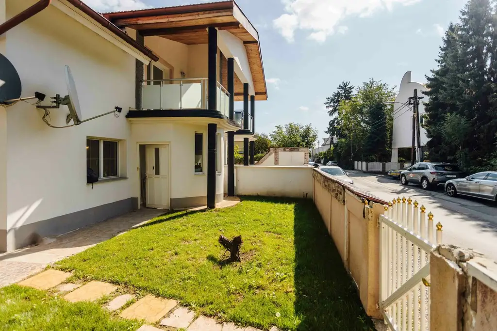 Charmantes Mehrfamilienhaus in der Laboratoriumstraße - mit ca. 85 m² Garten