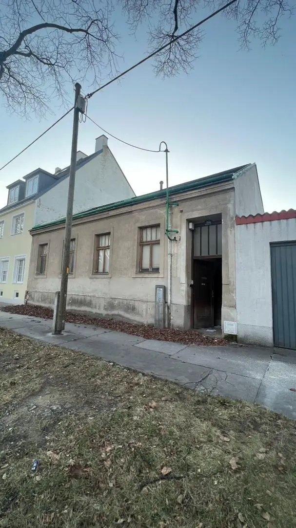 -20000434_1004159943_16344471