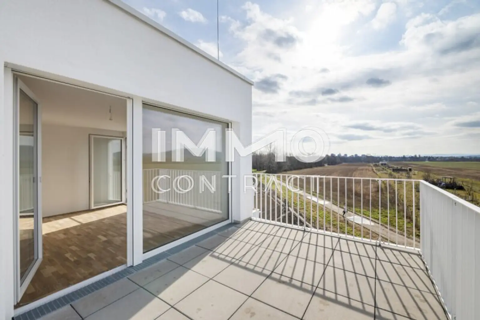 Lichtdurchfluteter Wohnbereich