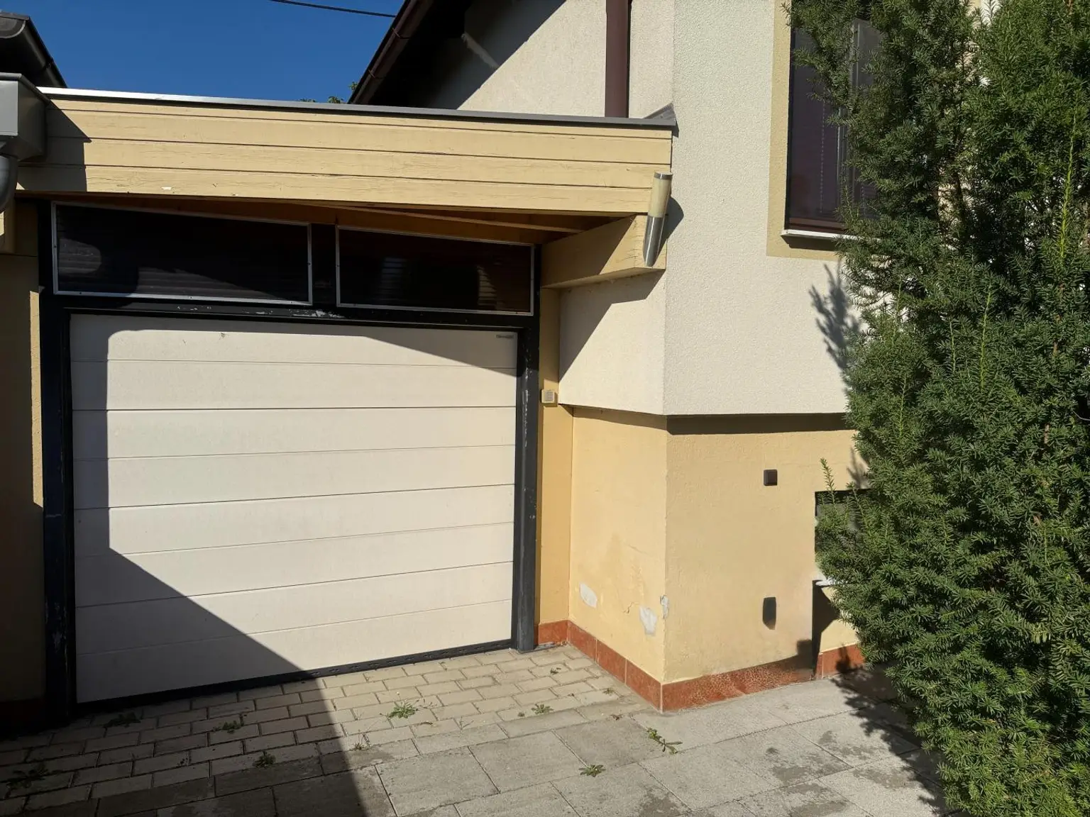 Einfamilienhaus mit Garten in ruhiger Lage