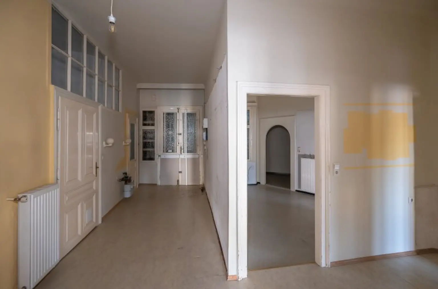 ++NEU++ 3-Zimmer Altbau-Wohnung (sanierungsbedürftig), viel Potenzial