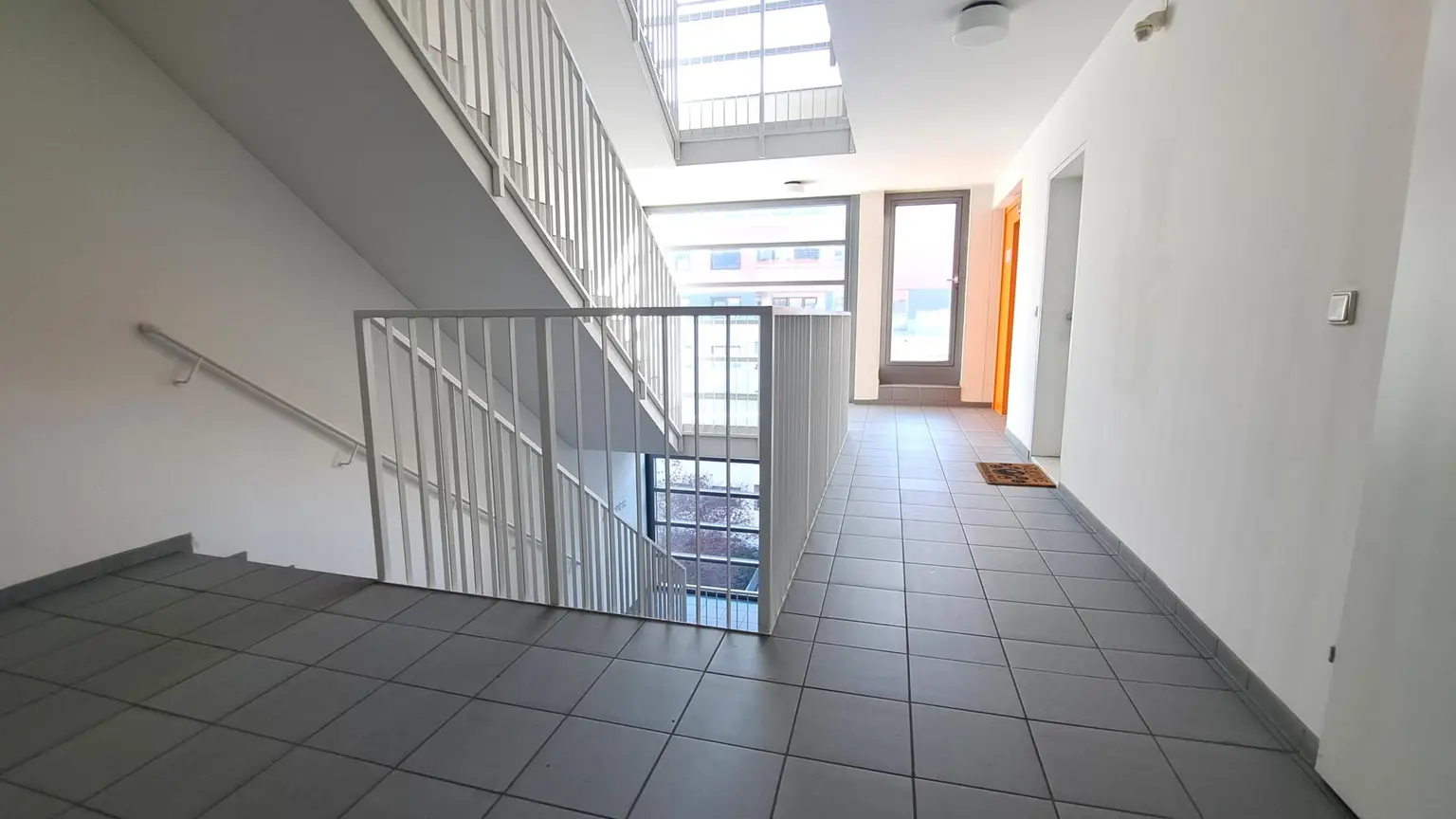 Gepflegte Familienwohnung Nähe U 1 Altes Landgut