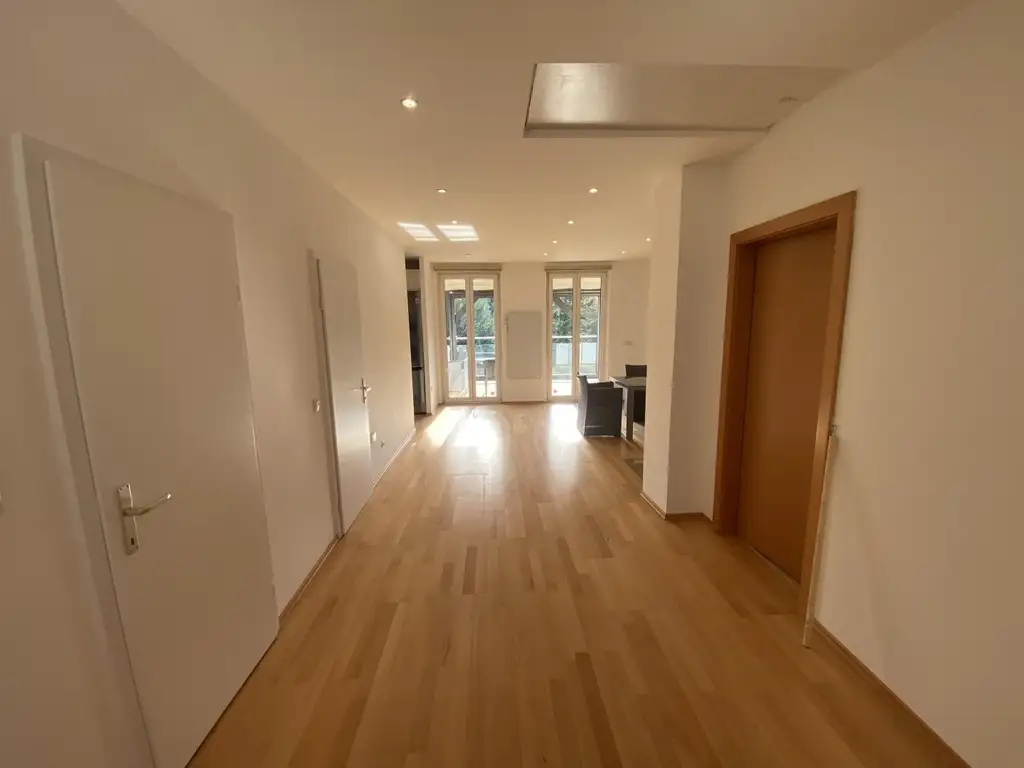 "Außergewöhnliche Mietwohnung im Grünen"