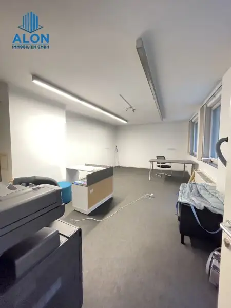 Büro- Fläche im Gemeinschaftsbüro