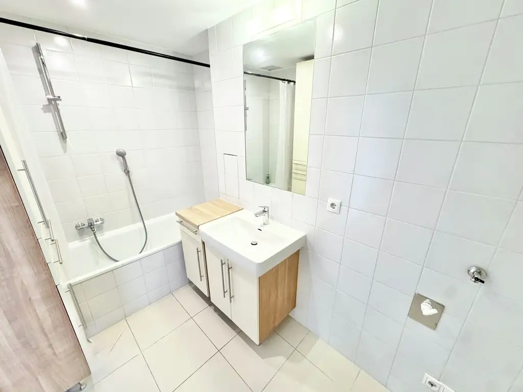 TRAUMHAFTE NEUBAUWOHNUNG IN GRÜN-RUHELAGE | HELLE 4 ZIMMER MIT BALKON | TOPLAGE