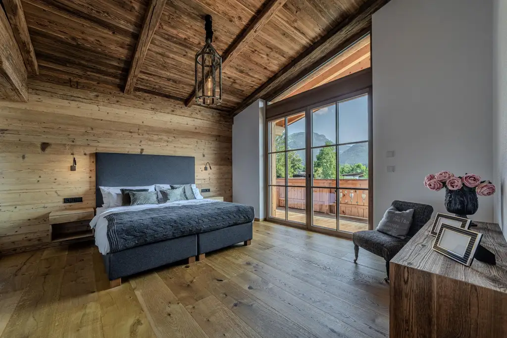 Traumhaftes Alpenchalet mit Outdoor Pool und Saunahaus