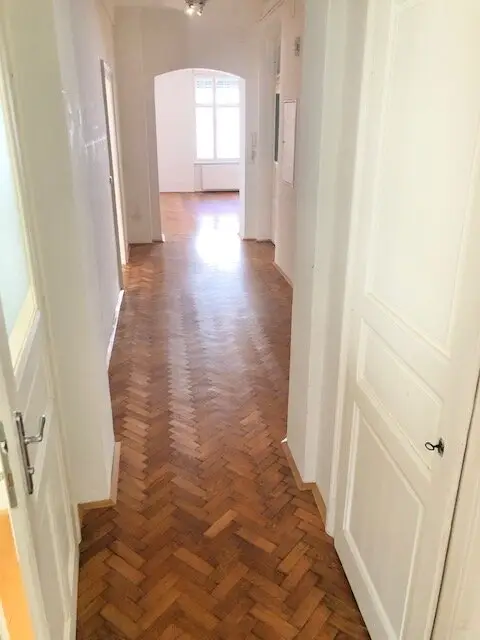 Vorraum (von Küche zu Zimmer 3)