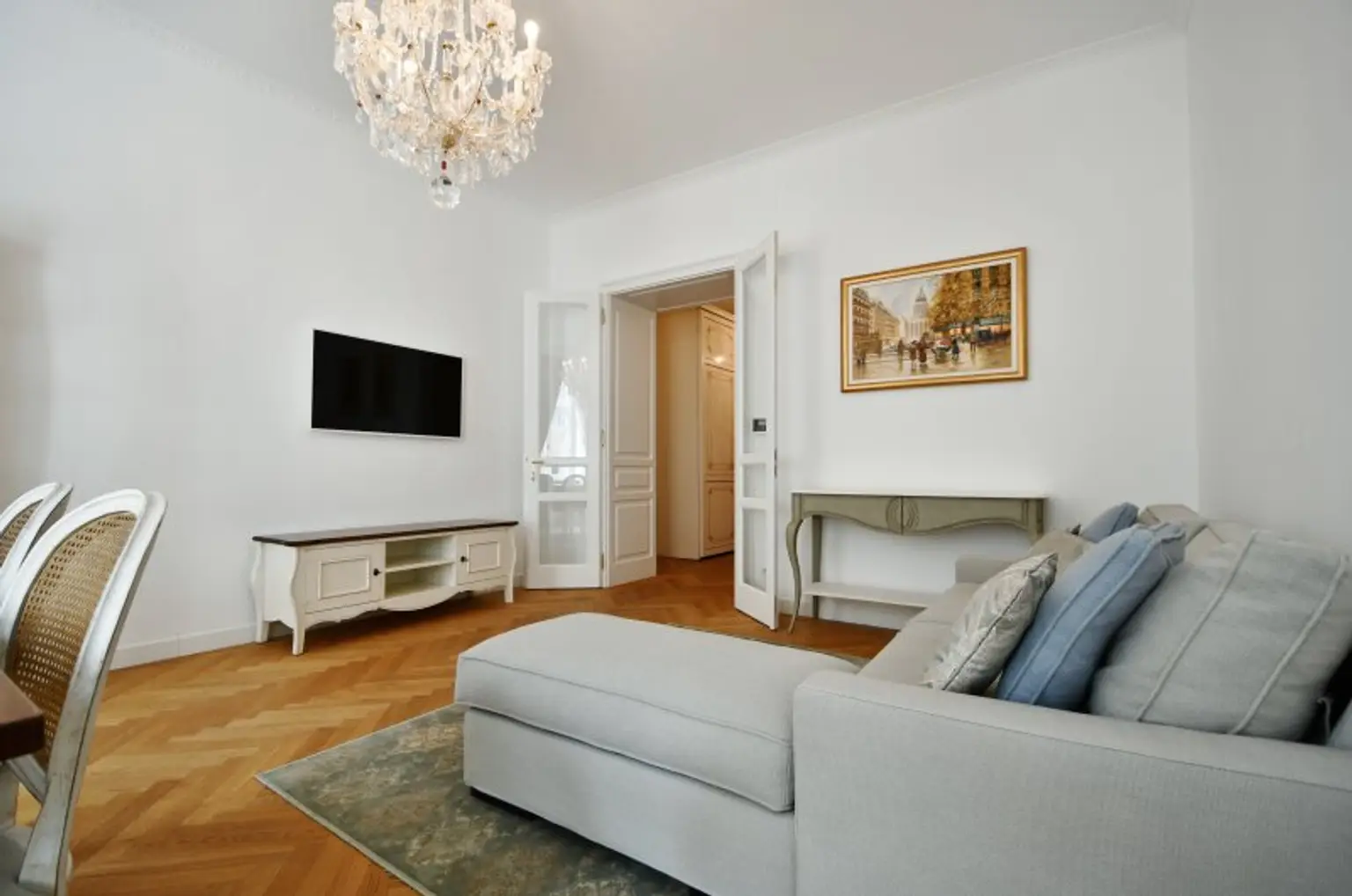 Charmante Stilaltbauwohnung im Servitenviertel – Eleganz & Ruhe in Bestlage