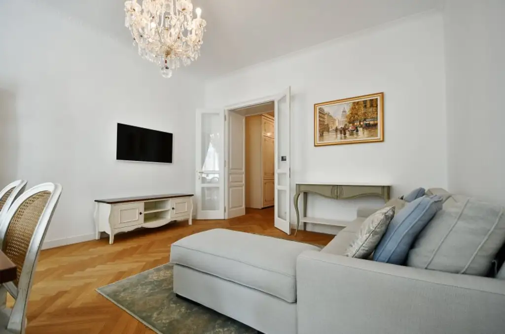 Charmante Stilaltbauwohnung im Servitenviertel – Eleganz & Ruhe in Bestlage