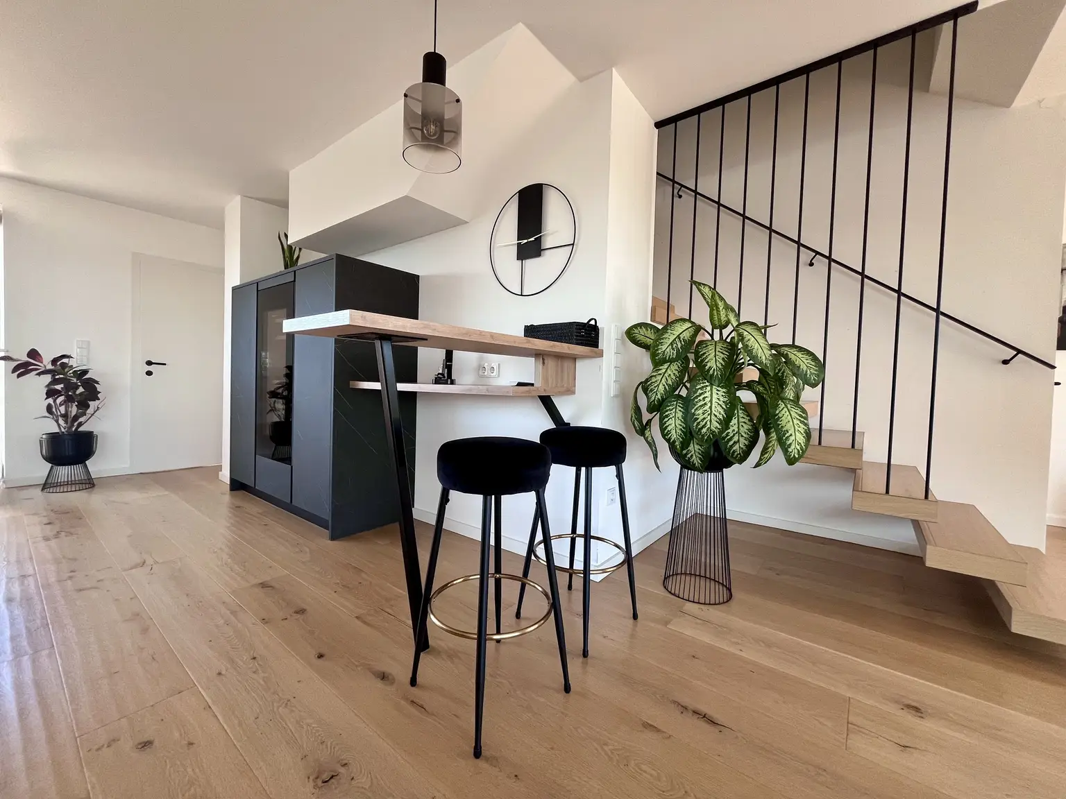REPRÄSENTATIVES PENTHOUSE-JUWEL: Luxuriöses Dachgeschoss-Maisonette-Traum mit grandiosem Weitblick