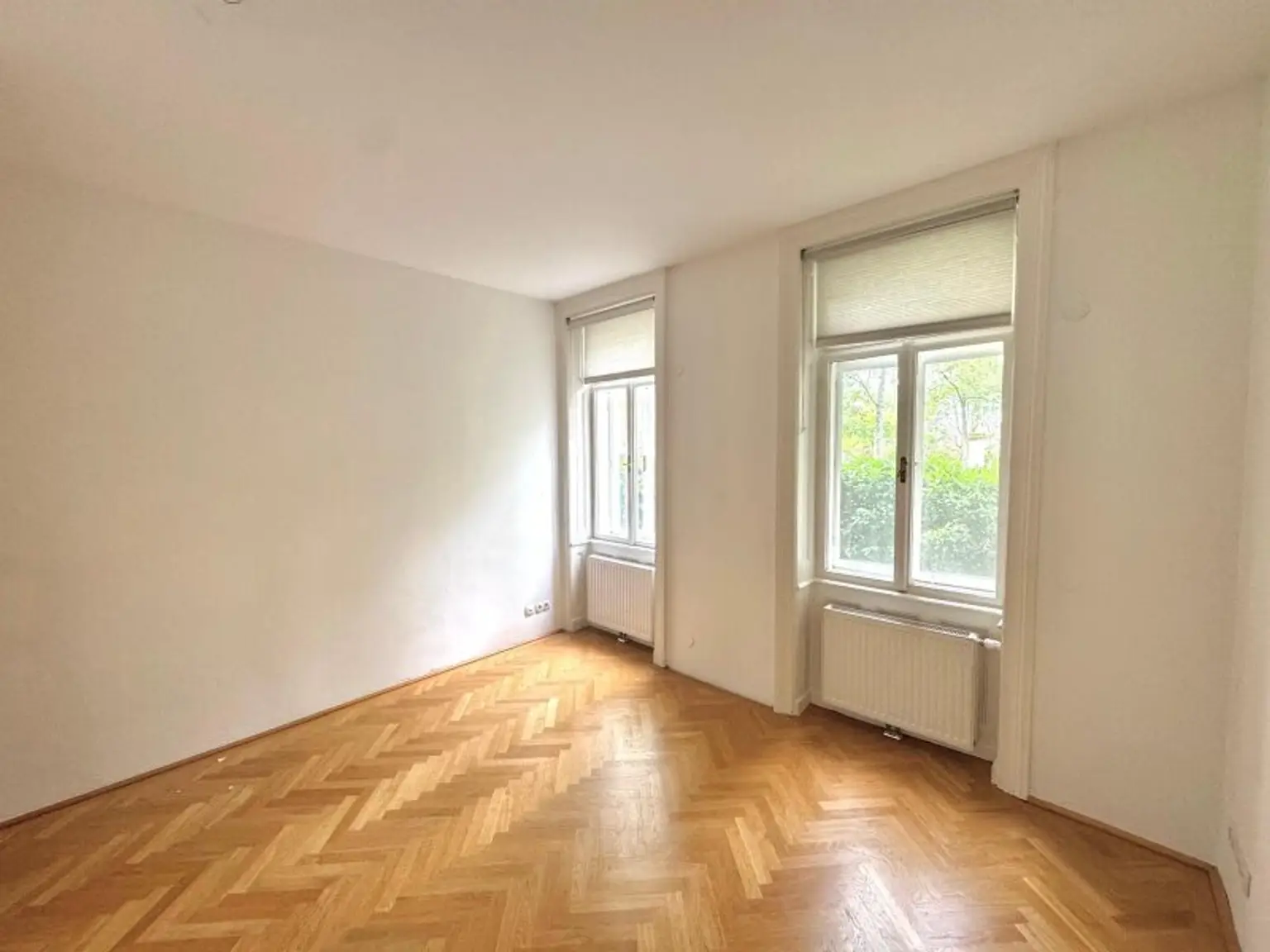 Charmanter Altbau in Gersthof - 4-Zimmer-Wohnung mit Garten in Zinsvilla