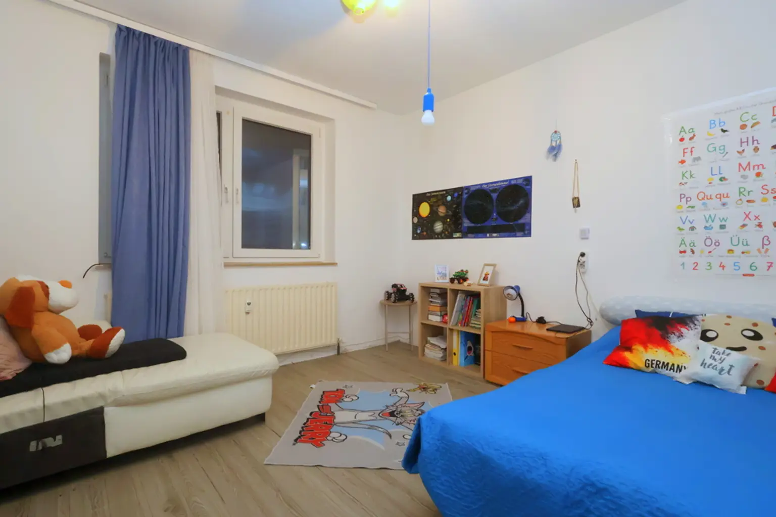 Schlafzimmer 2