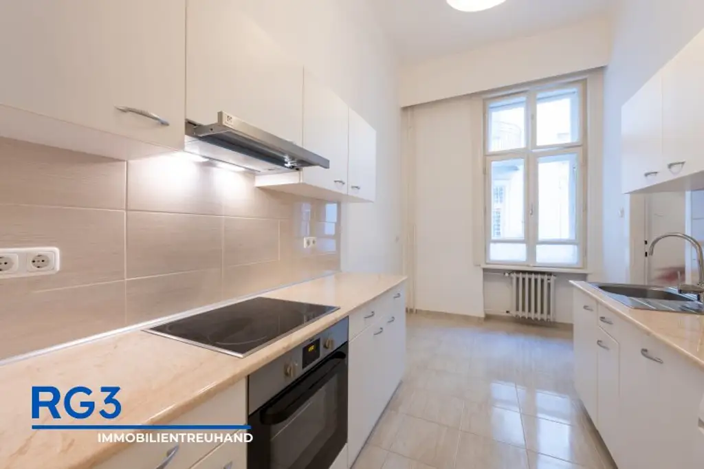 Repräsentative 3 Zimmer Wohnung mit Balkon