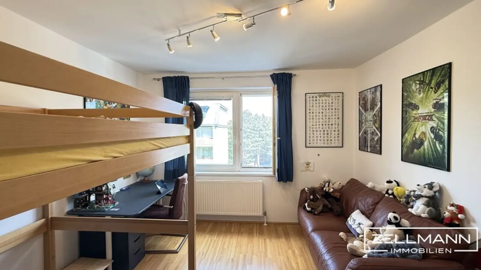 Repräsentatives Wohnen mit Stil und Substanz – großzügige Eigentumswohnung mit Balkon & Loggia | ZELLMANN IMMOBILIEN