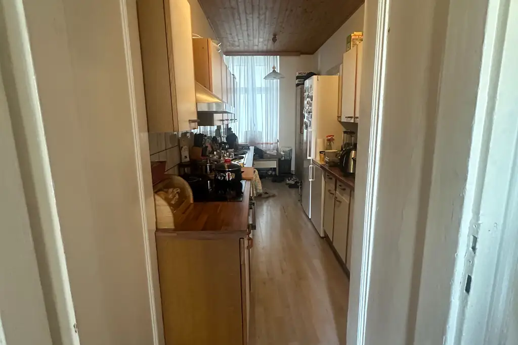 Anlegerwohnung in ruhiger Seitengasse unweit der U6 Station Gumpendorfer Straße