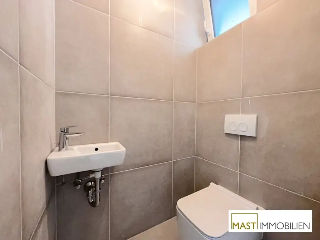 Ab sofort! Lichtdurchflutete 2-Zimmer-Neubauwohnung mit 8m² Terrasse