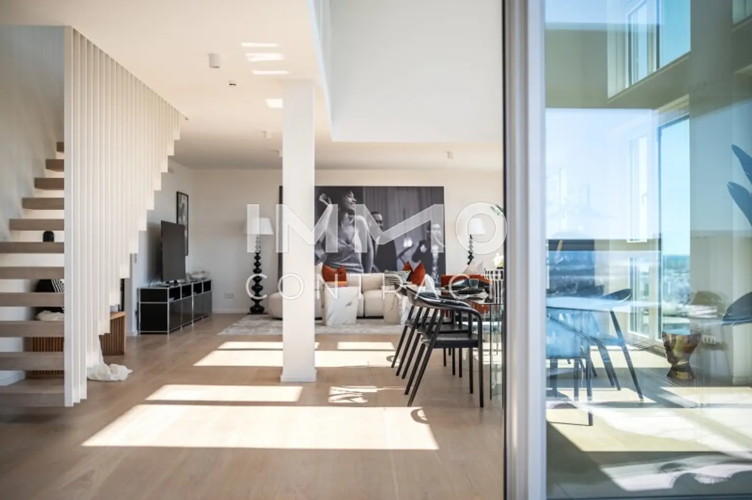 230811_V22_Staging_Duplexapartment_MODERNSWING_c_SeeligStefan  060