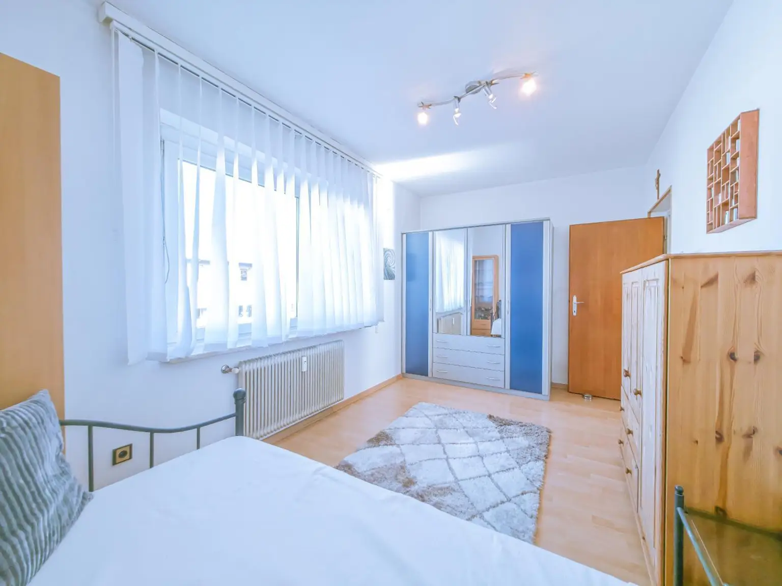 Schlafzimmer 2