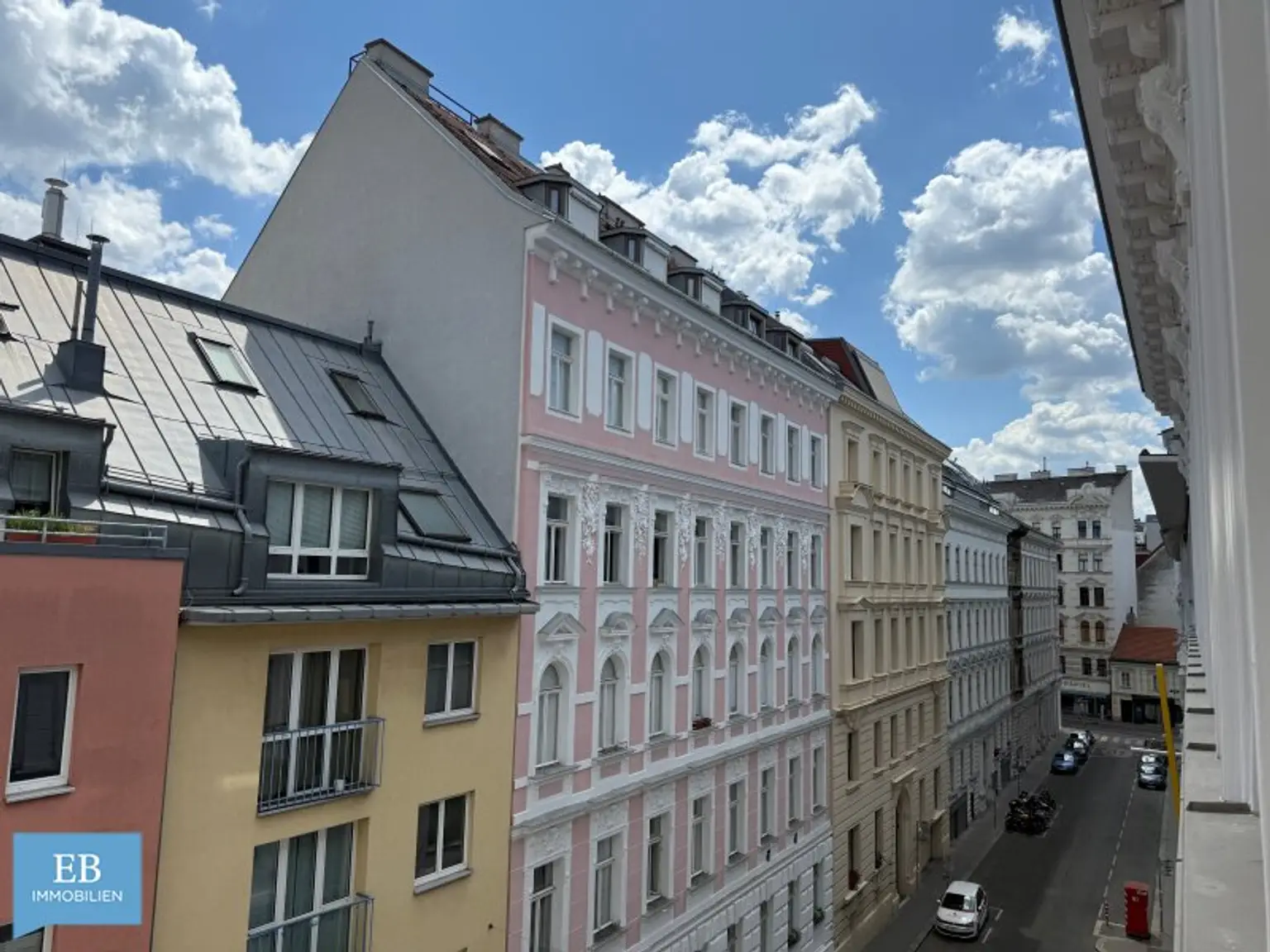 ALTBEWÄHRT TRIFFT AUF AVANTGARDE - Schöne Garconniere im 8ten Bezirk!