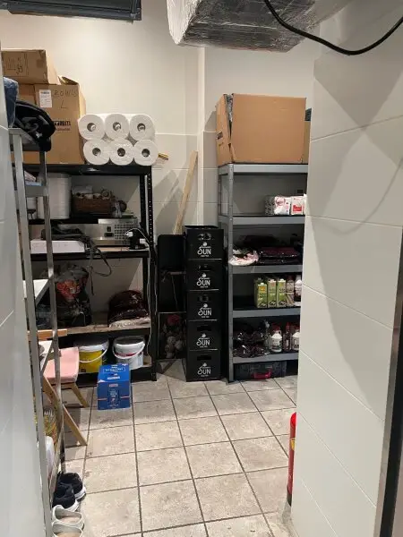 Voll ausgestattetes Gastroloka in Top-Lage beim AKH – sofort betriebsbereit!