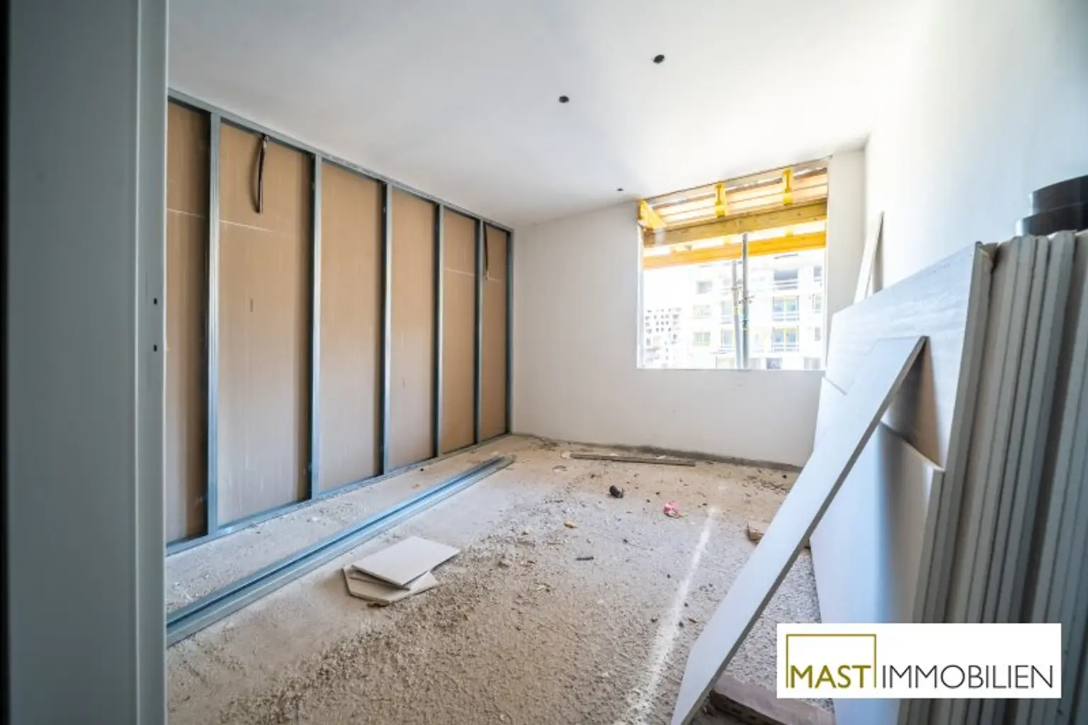 Wieder verfügbar! Provisionsfreie 3 Zimmer Familienwohnung mit über 65 qm Freifläche!