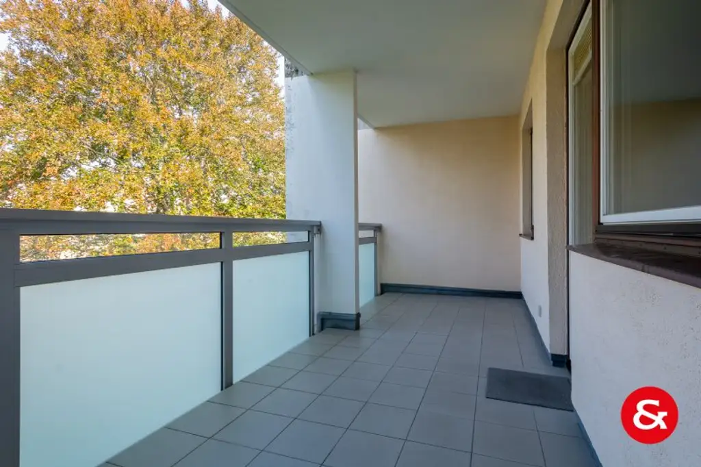 Heller 3-Zimmer-Wohntraum mit Loggia in Grünruhelage!
