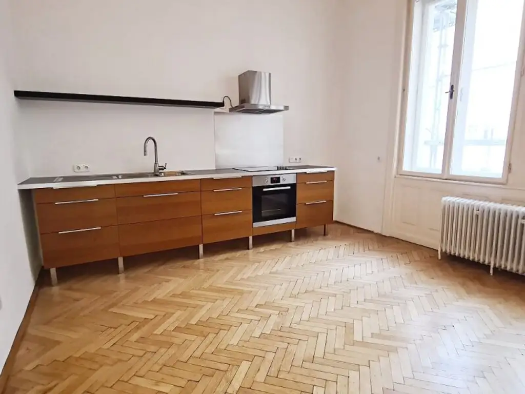 MÖLLWALDPLATZ, gepflegte 59 m2 Altbau, Wohnküche, 1 Zimmer, Duschbad, Parketten, Flügeltüren, U1-Nähe