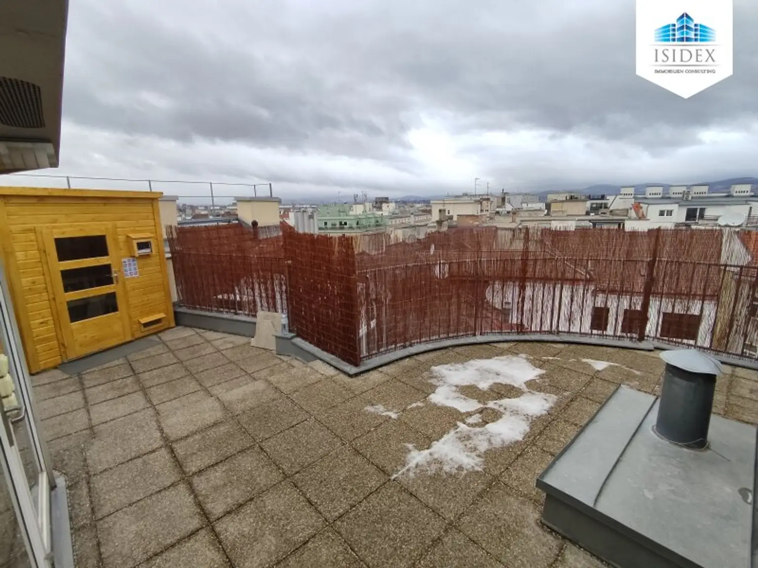 **NEU** Top ausgestattete 3-Zimmer DG-Maisonetten-Wohnung mit großzügiger TERRASSE und SAUNA! Perfekte Lage!!