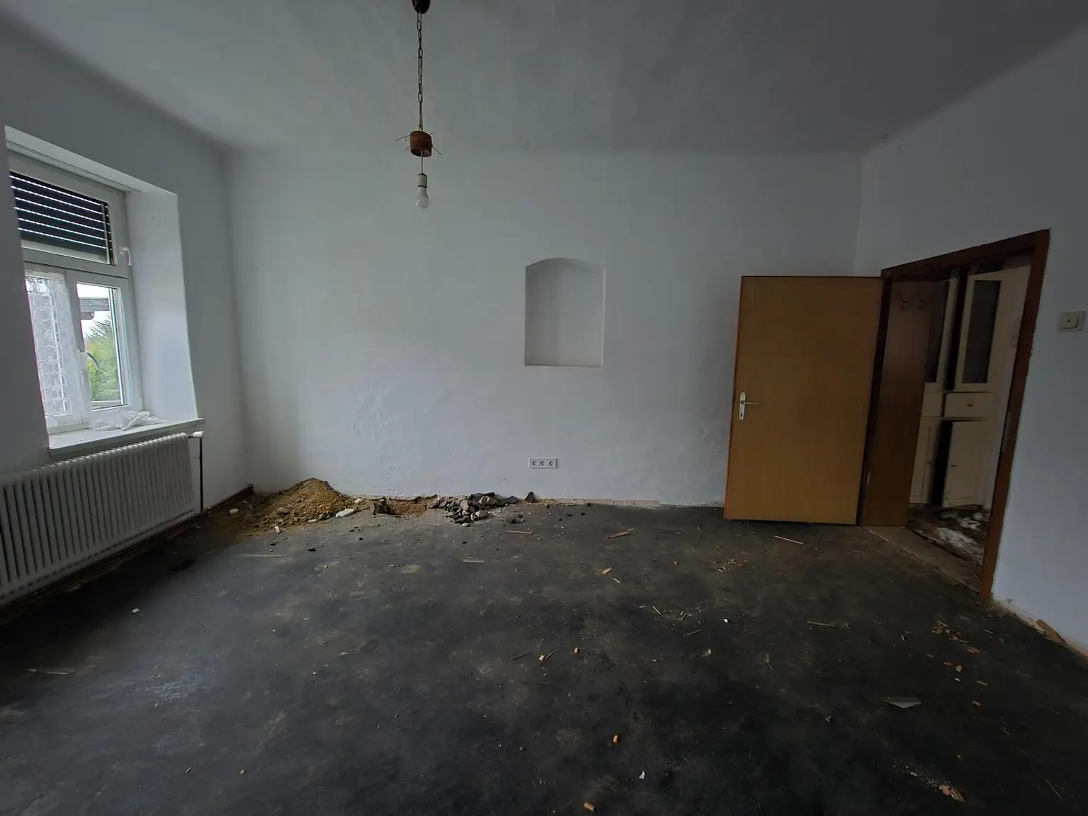 Dreikanthof mit vier Grundstücken in einer Sackgasse (ruhige Lage)