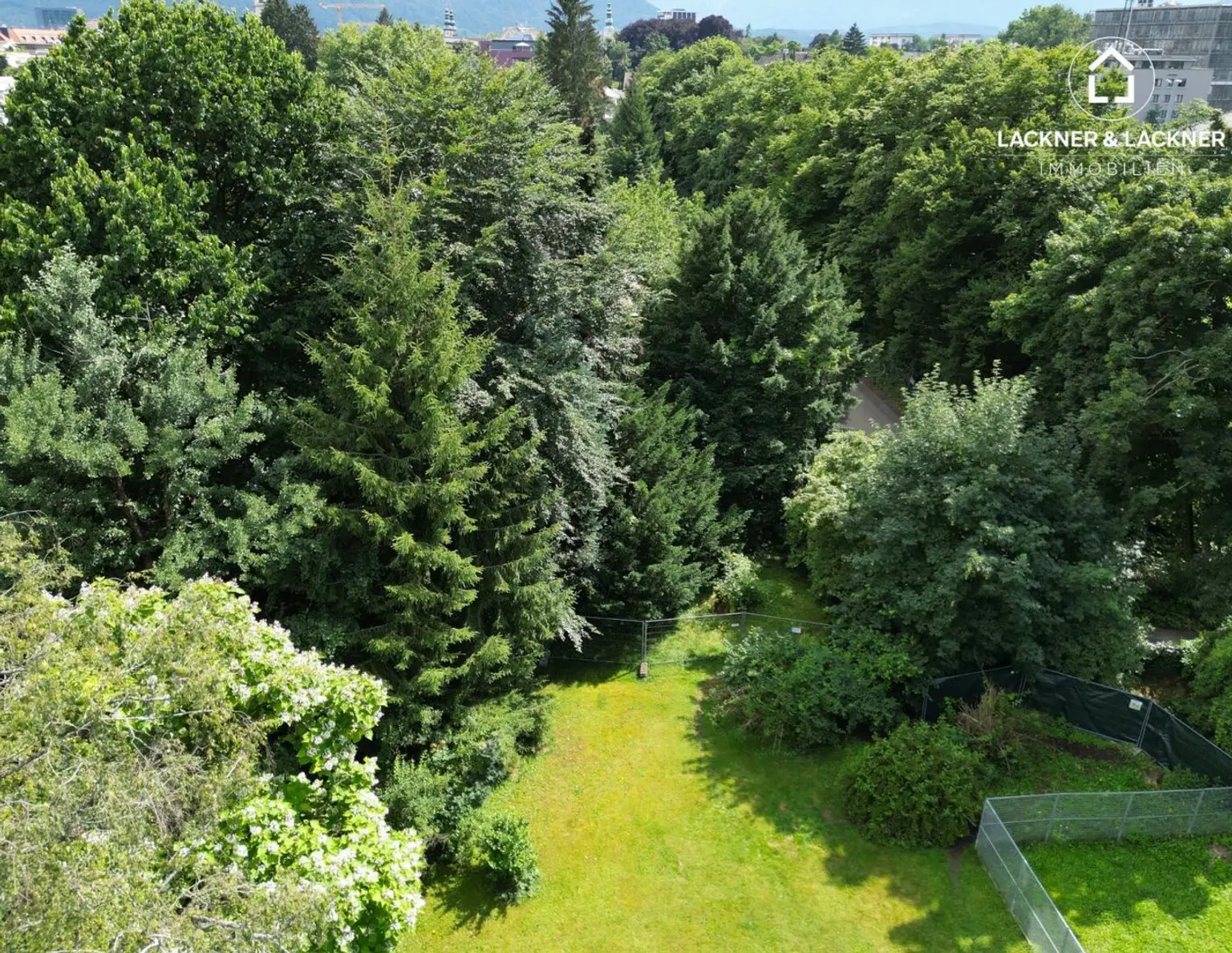 TOP Villa mit großem Grund - LKH Villengegend und Nähe der Klagenfurter Innenstadt