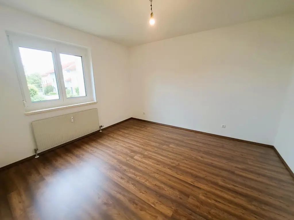 helle 3-Zimmer-Wohnung (68 m²) mit Loggia und Garage - Ortszentrum Aschach a.d.Steyr