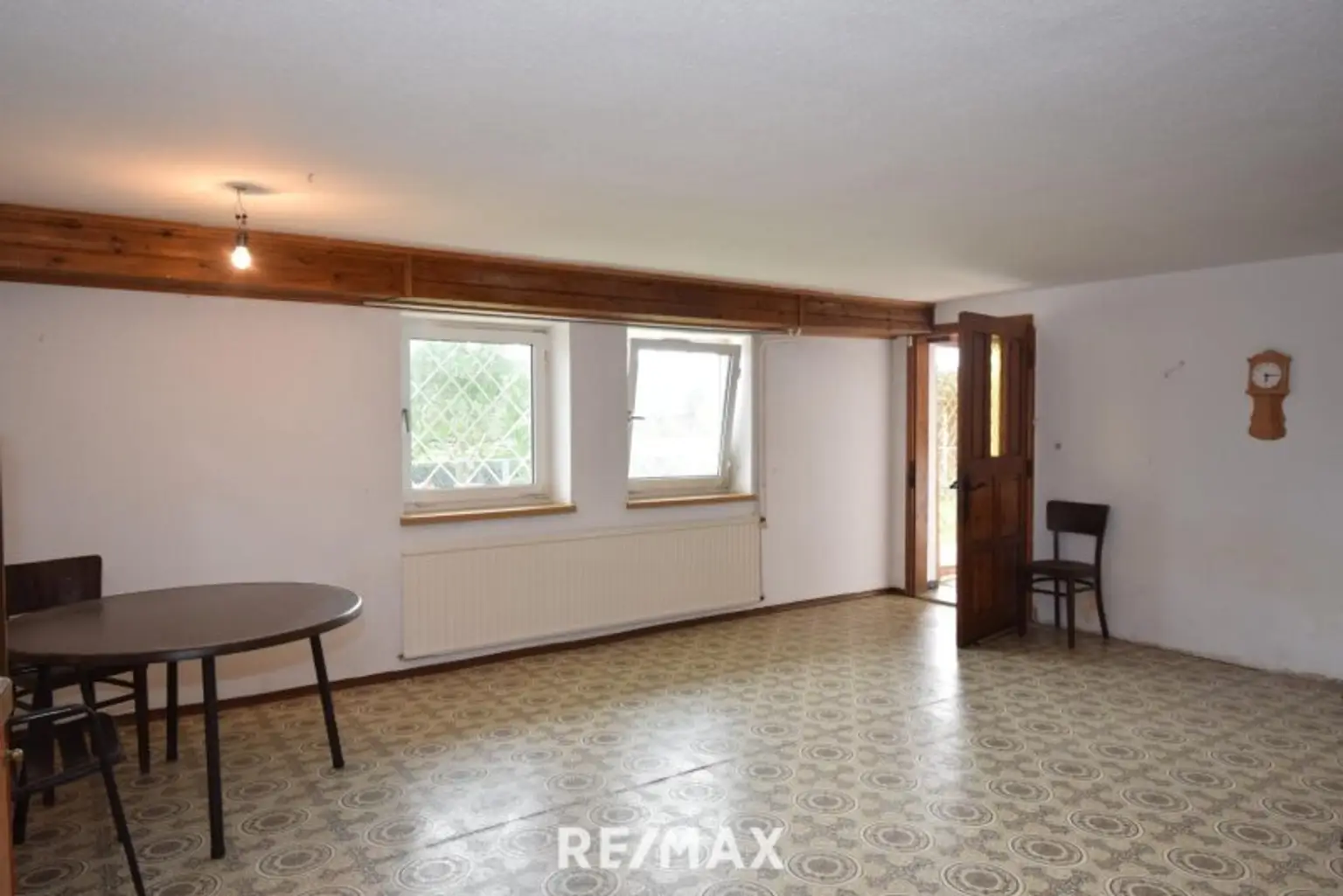 Kellerraum mit Gartenausgang