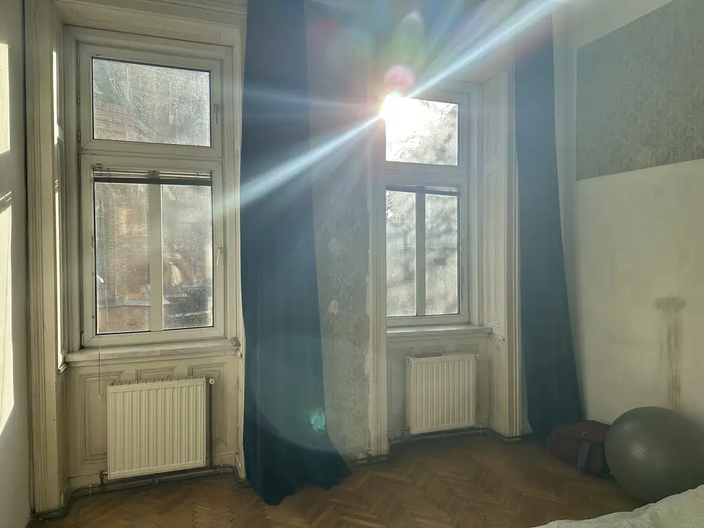 Gut geschnittene 2 Zimmerwohnung im hippen Viertel beim Meiselmarkt