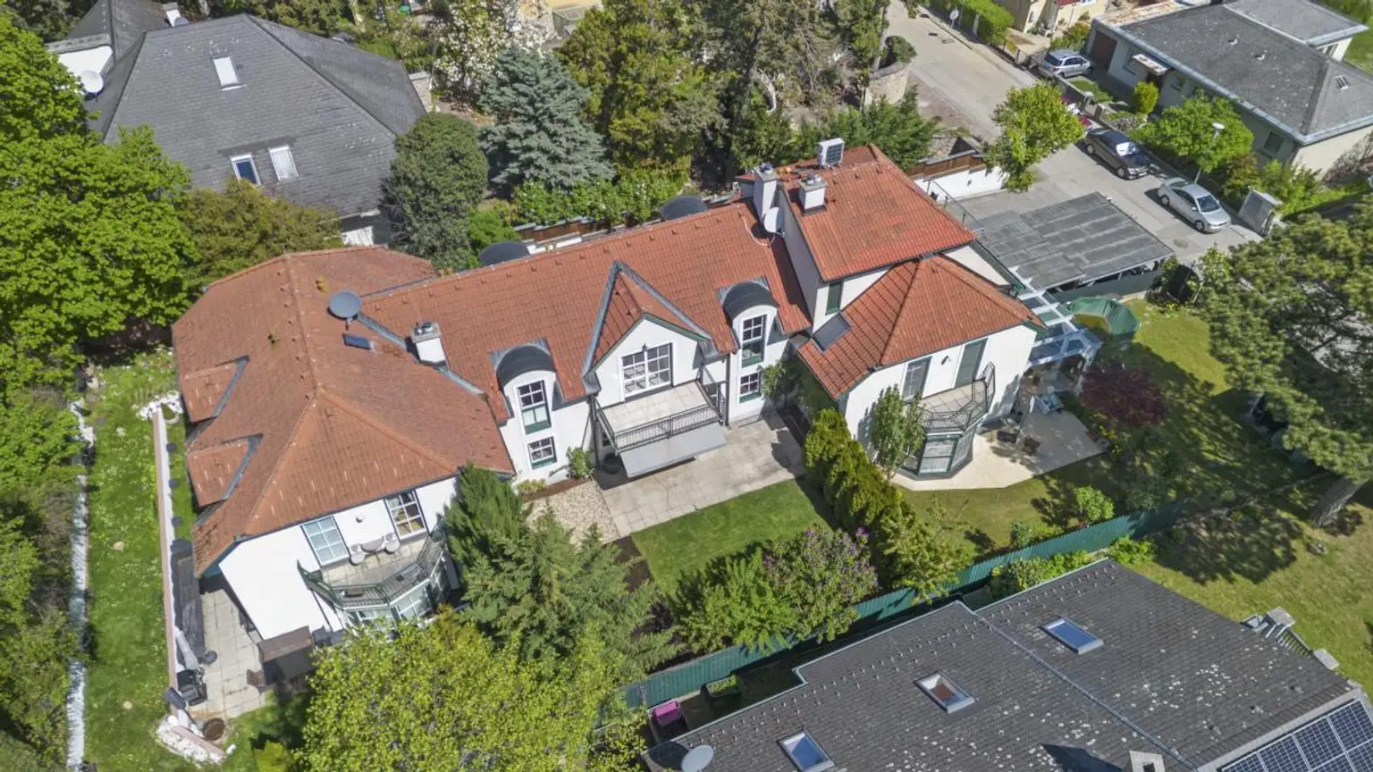 B | ++ NEU ++ CHARMANTES Reihenhaus in Ruhelage – Gießhübl | Prima Service Immobilien