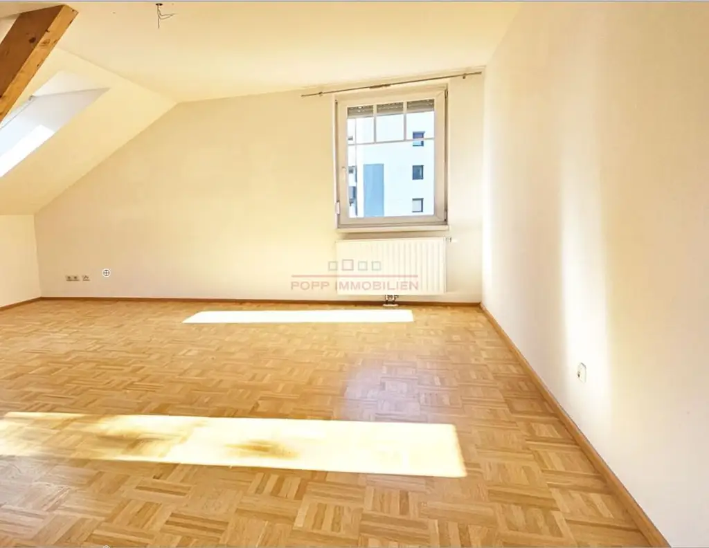 Hübsche, gemütliche Dachgeschosswohnung nahe Hauptplatz Andritz