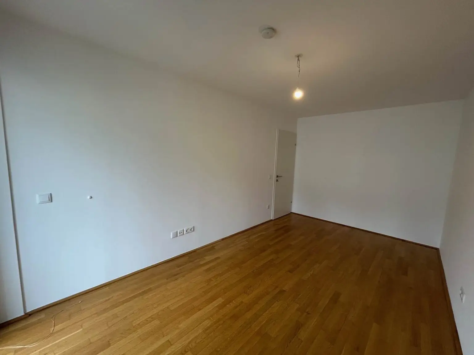 Moderne 2-Zimmer-Wohnung mit Balkon im 15. Bezirk!